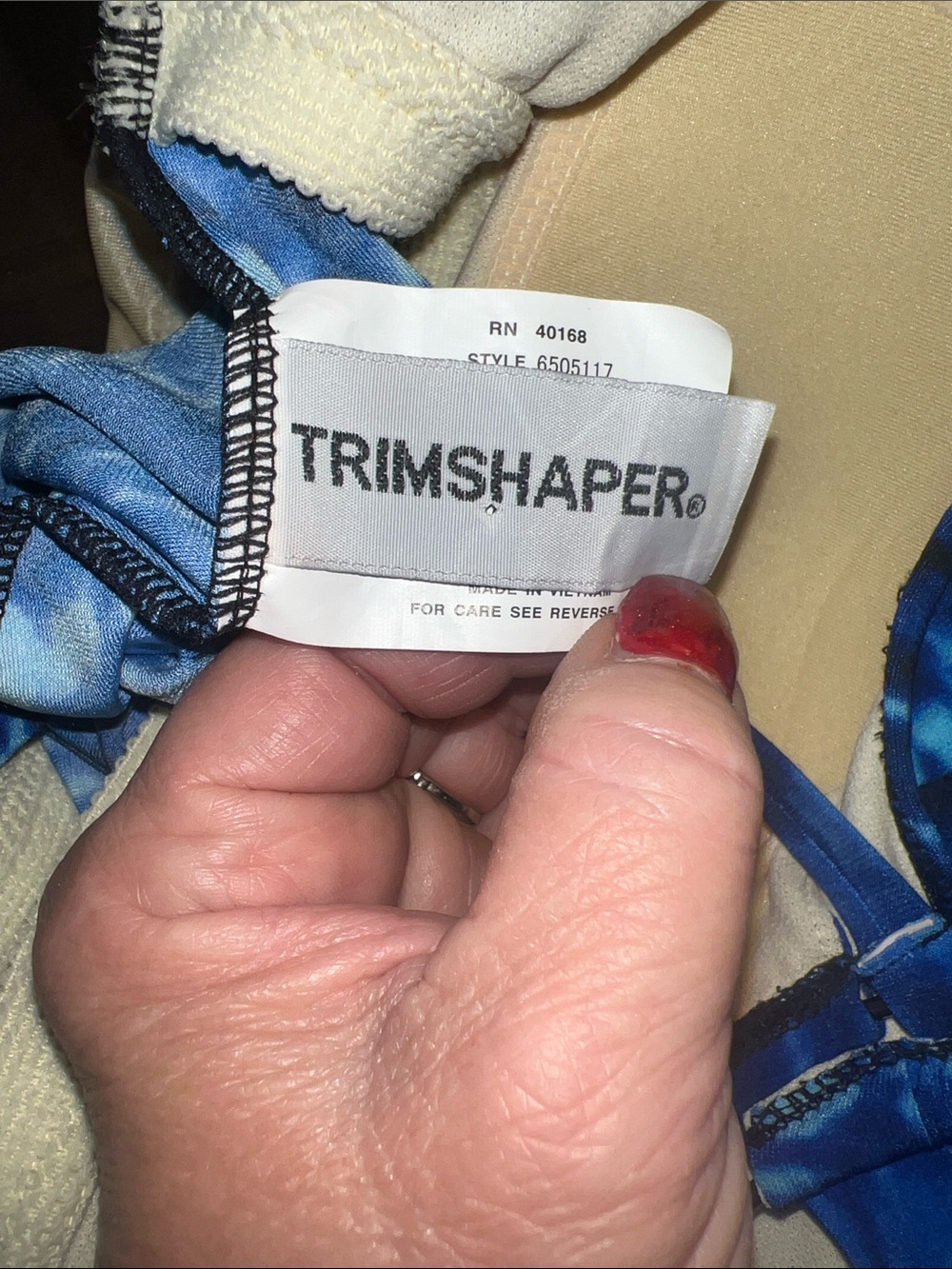 Trimshaper swim top - Picture 5 of 7